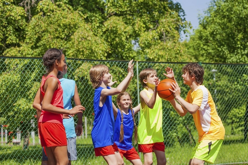 L'importance de l'activité physique pour les enfants pendant les vacances