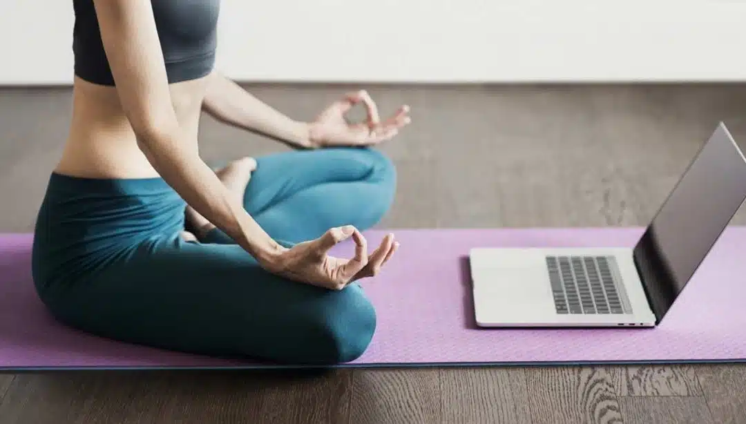 Pourquoi choisir une formation de Yin Yoga en ligne ?