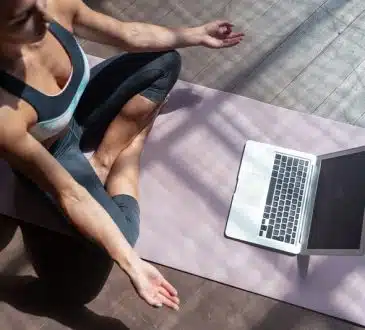 Pourquoi choisir une formation de Yin Yoga en ligne ?