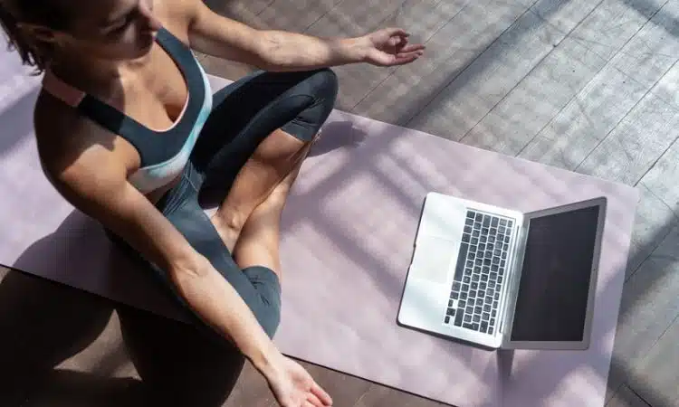 Pourquoi choisir une formation de Yin Yoga en ligne ?
