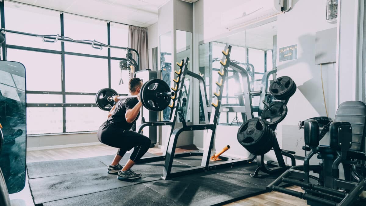 Quel type d'activité physique est pratiqué dans uen salle de sport à Besançon ?
